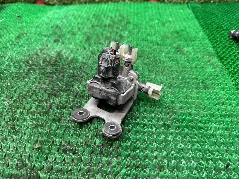 Клапан пневмоподвески Lexus LS 2006-2017 4809530060, передний