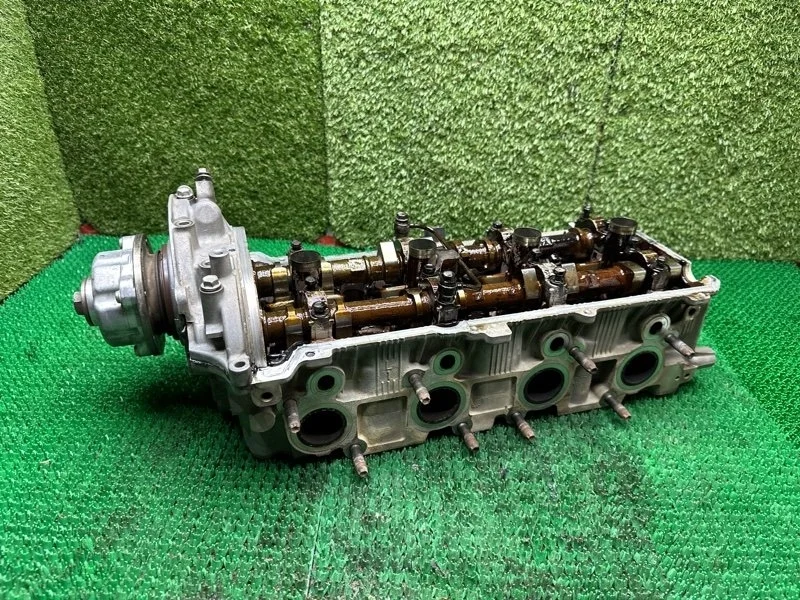 Гбц Toyota 1110259095 2UZ, левый