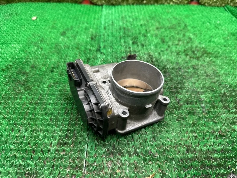 Дроссельная заслонка TOYOTA Land Cruiser Prado 120 2003-2009 2203031010 1GR