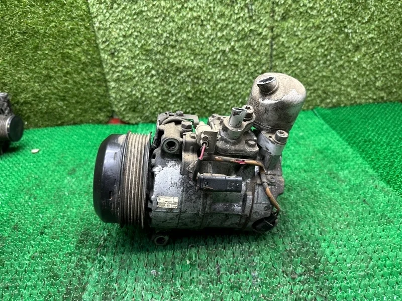 Компрессор кондиционера Mercedes A0008302300