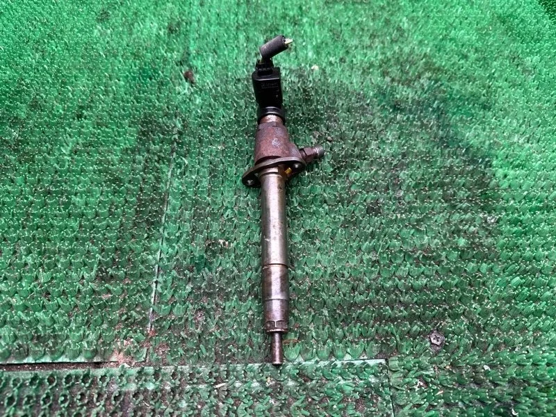 Форсунка топливная Land Rover Discovery LR006496 276DT