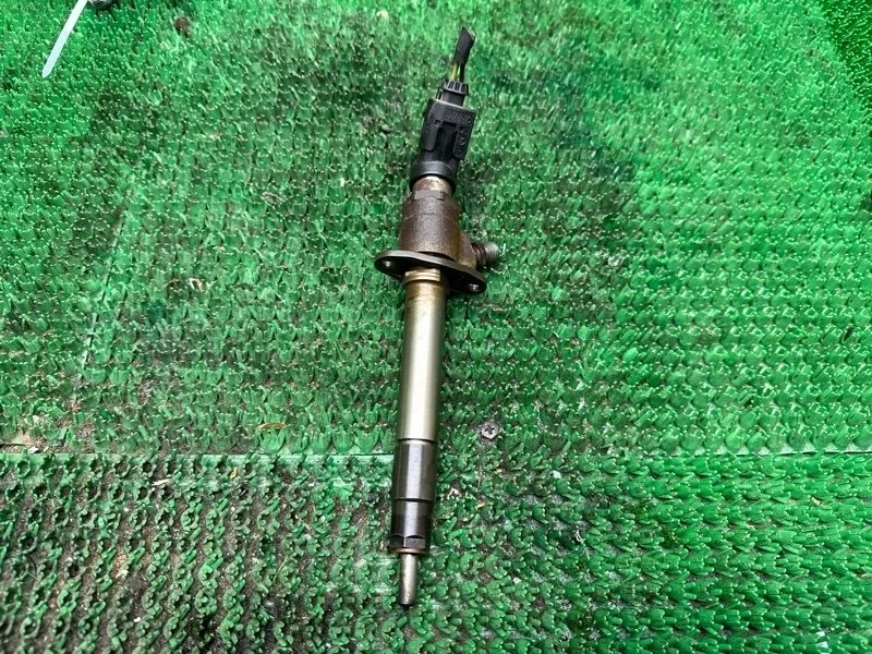 Форсунка топливная Land Rover Range Rover 6H4Q9K546DB 368DT