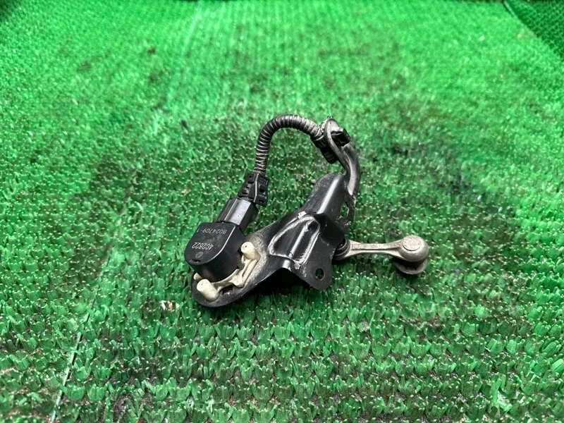 Датчик положения кузова Lexus Es 6 2012-2017 8940733050