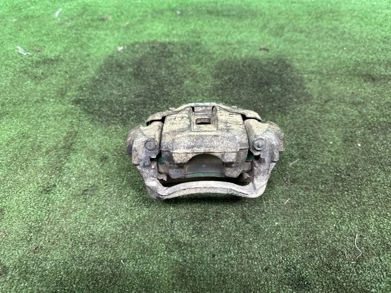 Суппорт Toyota Land Cruise 200 2007-2015 4785060070, задний левый