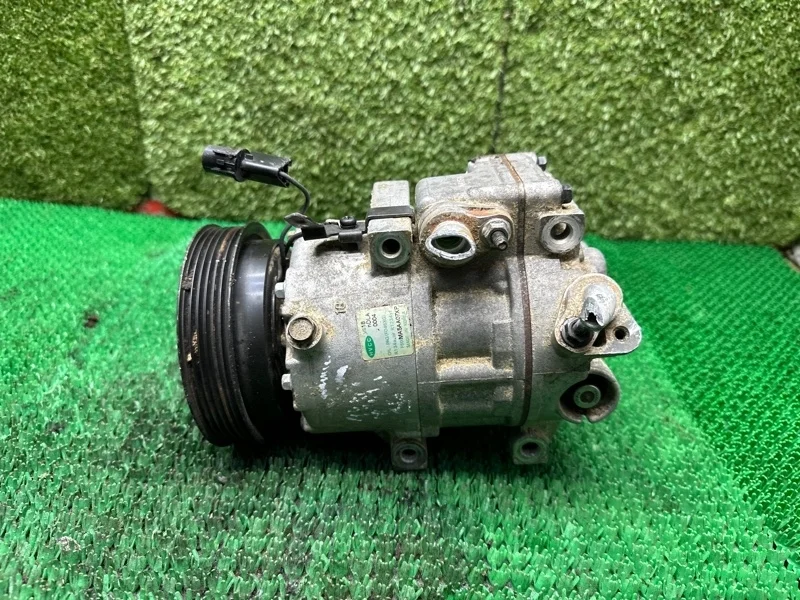 Компрессор кондиционера Hyundai Santa Fe 977012B101 D4EB 2.2