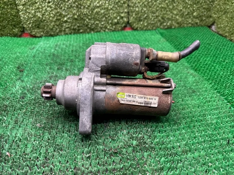 Стартер Volkswagen 02M911023M