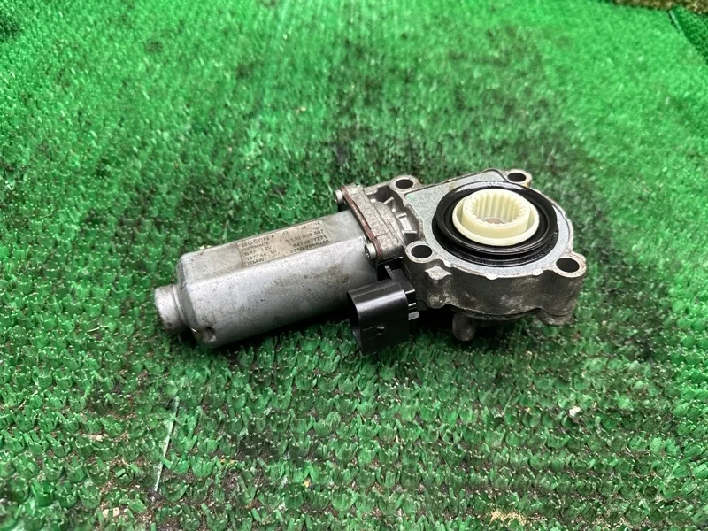 Мотор раздаточной коробки Bmw 27107566250