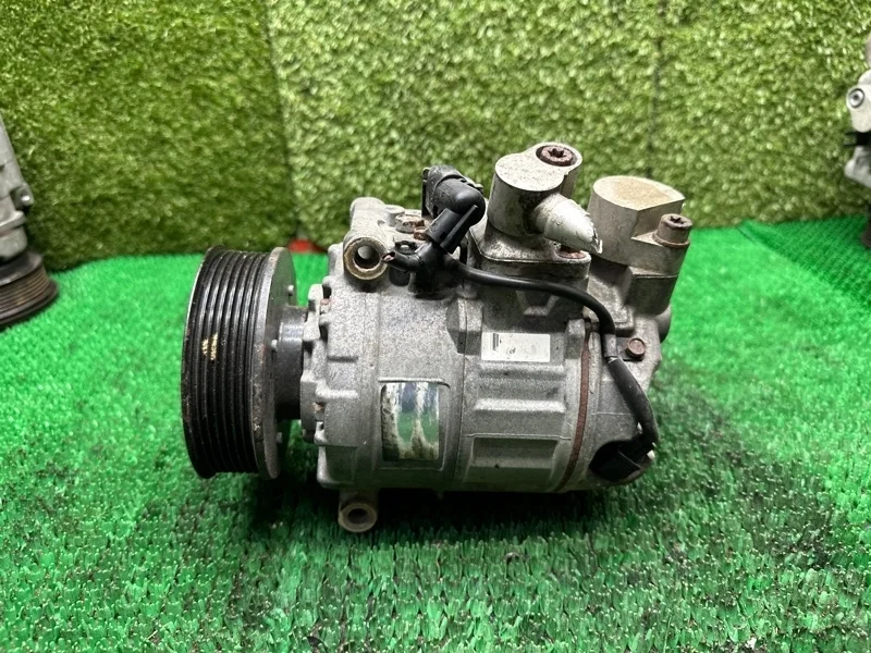 Компрессор кондиционера Volkswagen 7L6820803P