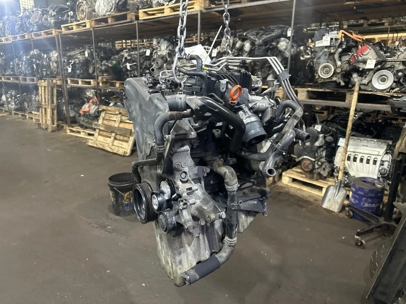 Двигатель Volkswagen Amarok 03L100090N CDC