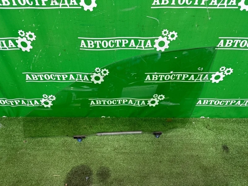 Стекло двери Lexus GS 2012-2018 6810230830, переднее левое