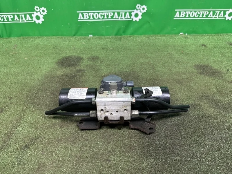 Блок клапанов гидроподвески Lexus Gx460 2008-2022 4800660031