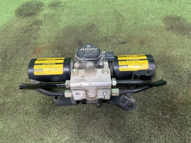 Блок клапанов гидроподвески Lexus Gx460 2008-2022 4800660031