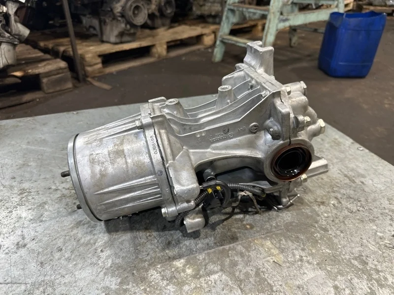 Редуктор Mazda CX5 2011-2024 KA0327020, задний