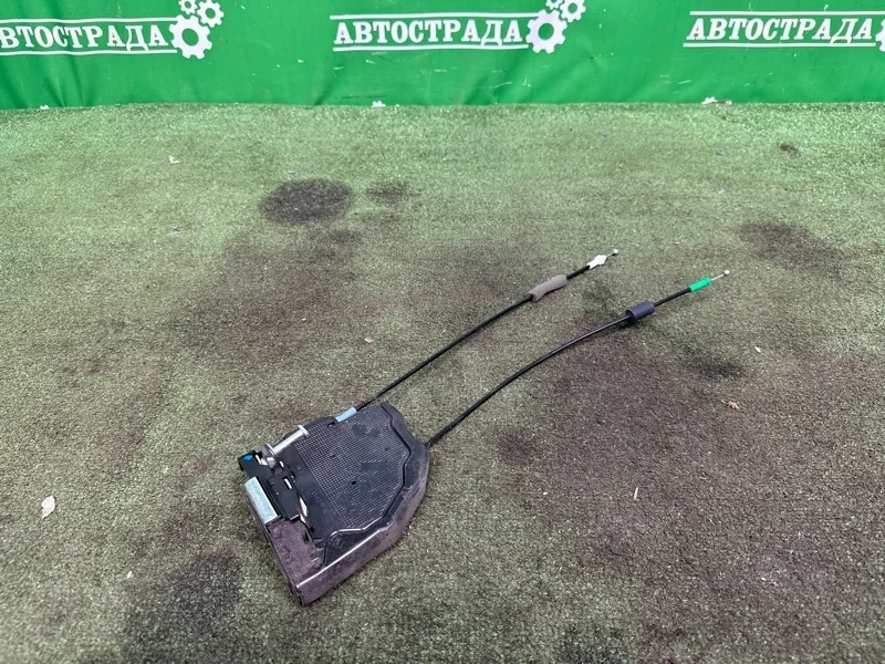 Замок боковой двери Toyota Venza 2008-2016 6906006100, задний левый