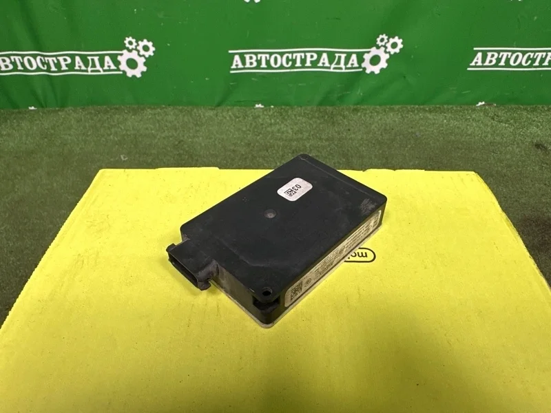 Радарный датчик слепых зон Mercedes A0009050110