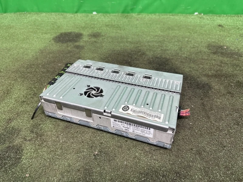 Усилитель звука Mercedes S 2005-2013 A2219008103 W221