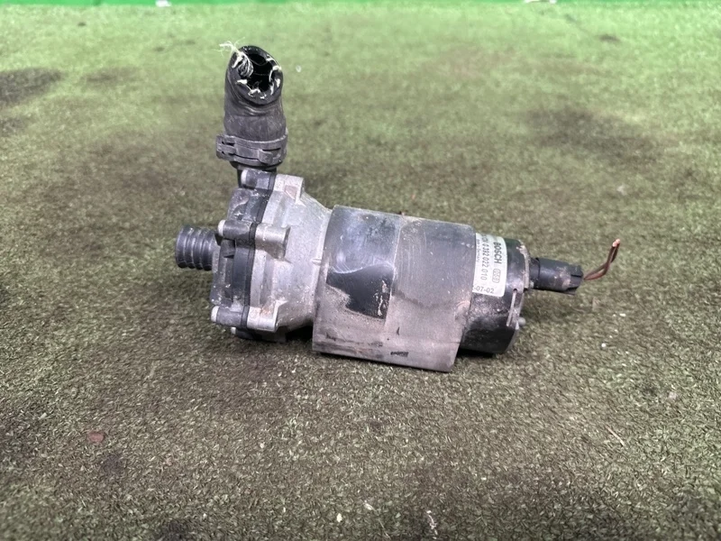 Помпа Mercedes A0005000386