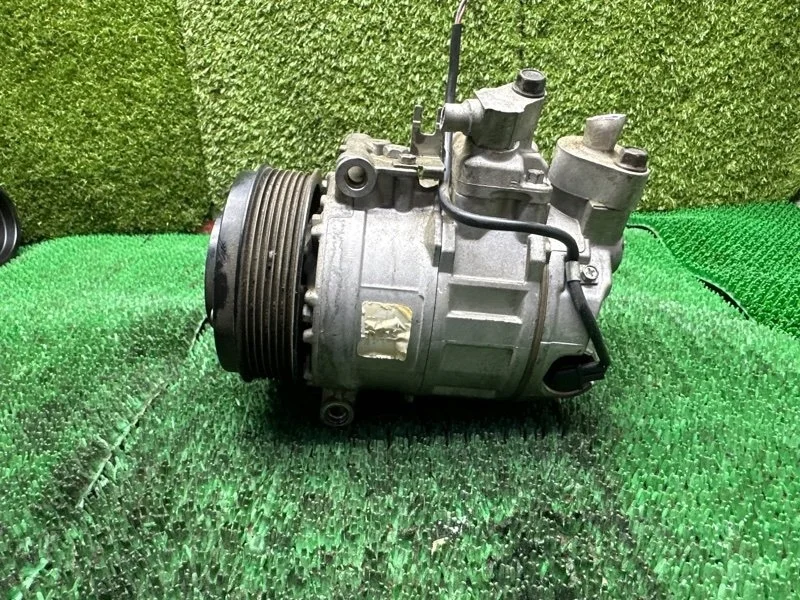 Компрессор кондиционера Land Rover Range Rover 2002-2010 LR012593