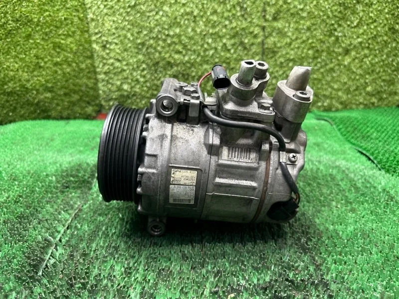 Компрессор кондиционера Land Rover Range Rover 2002-2010 LR012593