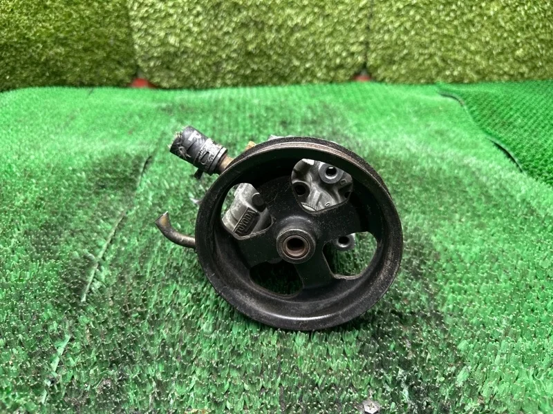 Насос ГУР Land Rover Range Rover Sport 2002-2008 LR006329 L320