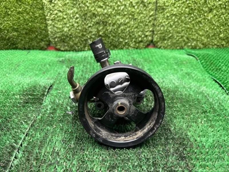 Насос ГУР Land Rover Range Rover Sport 2002-2008 LR006329 L320