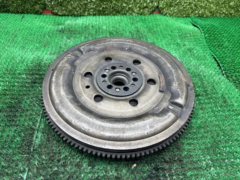 Маховик Nissan X Trail 2001-2007 123108H301 T30