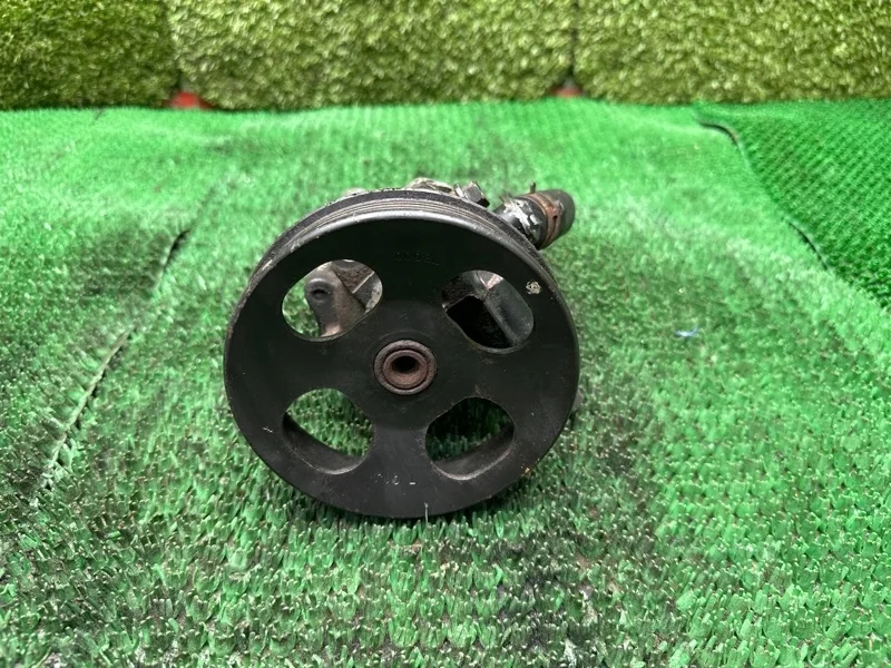 Насос ГУР Lexus Gx470 2002-2009 4432035610