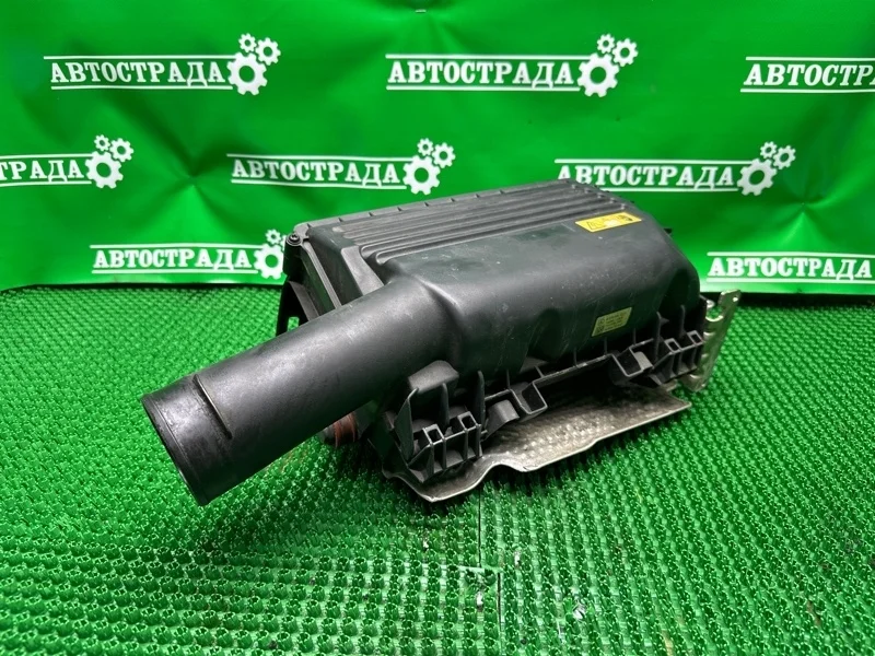 Корпус воздушного фильтра Mercedes 2010-2020 A2740901701