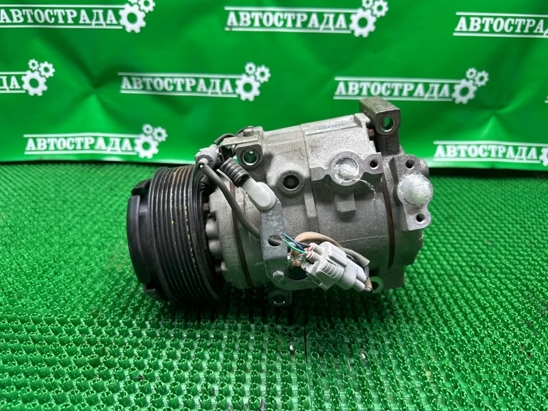 Компрессор кондиционера Lexus Lx570 2007-2021 883206A320