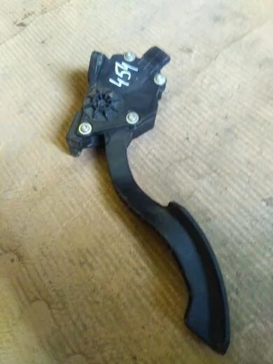 Б.у. педаль газа TOYOTA CAMRY V40 GSV40 TOYOTA CAMRY V40 GSV40