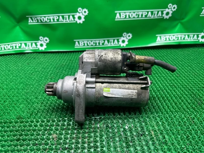 Стартер Volkswagen 02M911023M