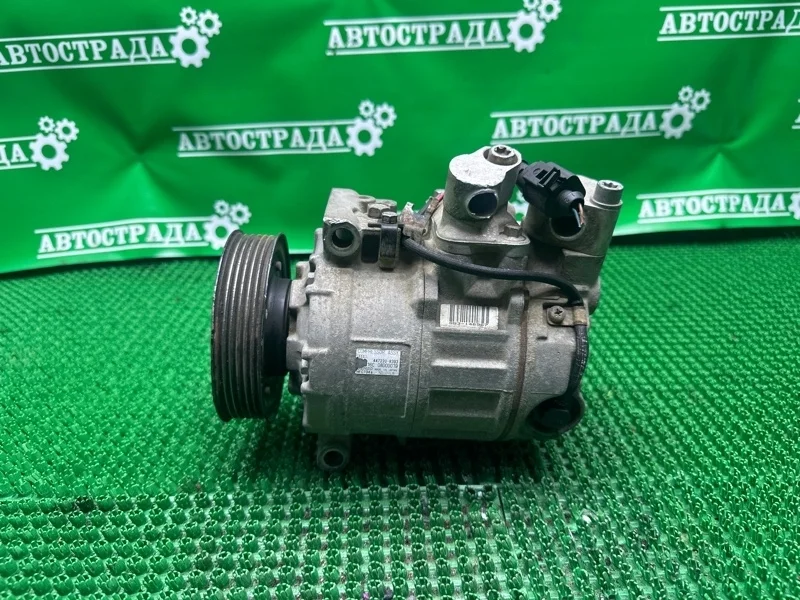 Компрессор кондиционера Volkswagen 8E0260805F