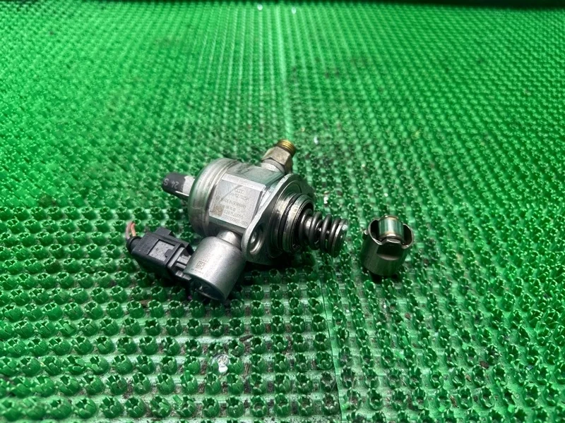 ТНВД Volkswagen 06H127025K