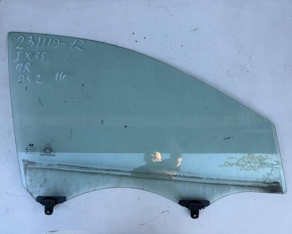 Стекло двери передней правой Hyundai ix35 I (2009—2013)