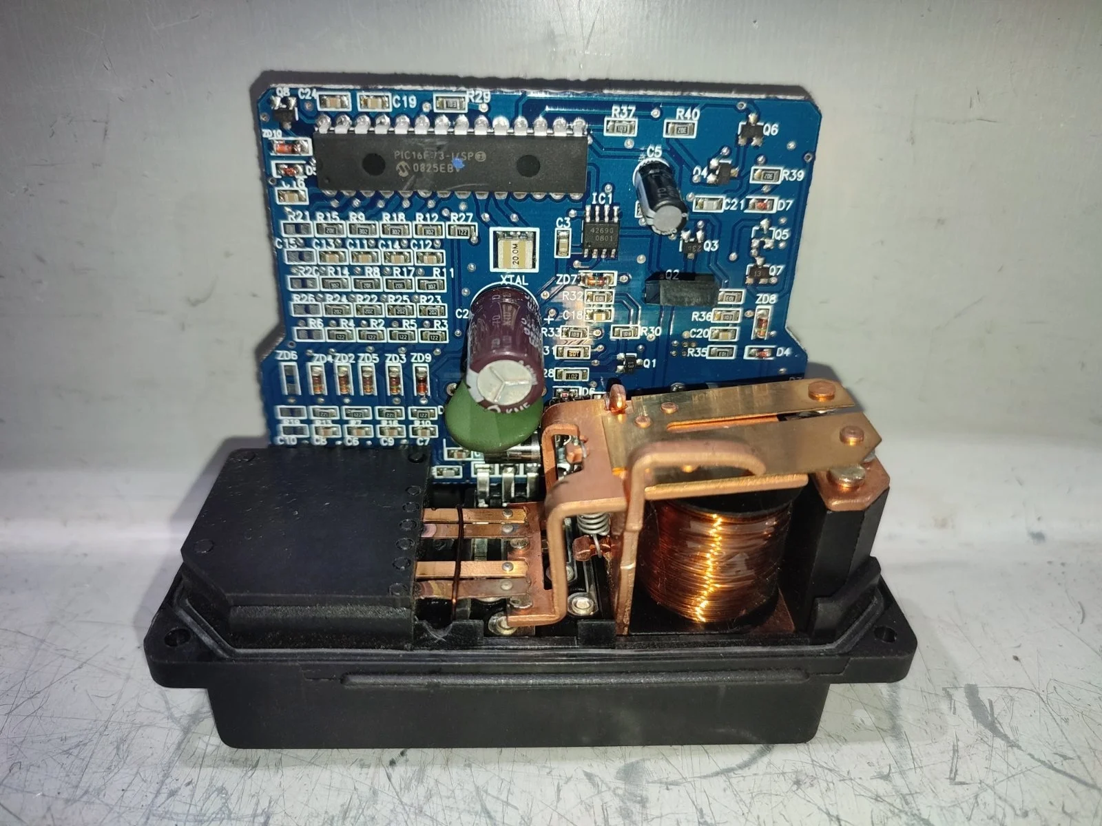 Реле свечей накала SsangYong Kyron 2008 D130