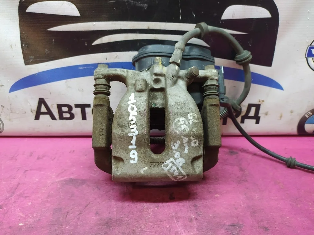 Суппорт задний левый MB X166 W166 A1664230381