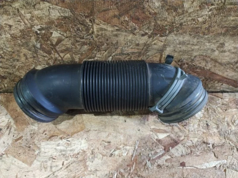 Воздуховод Audi A3 2010 8PA