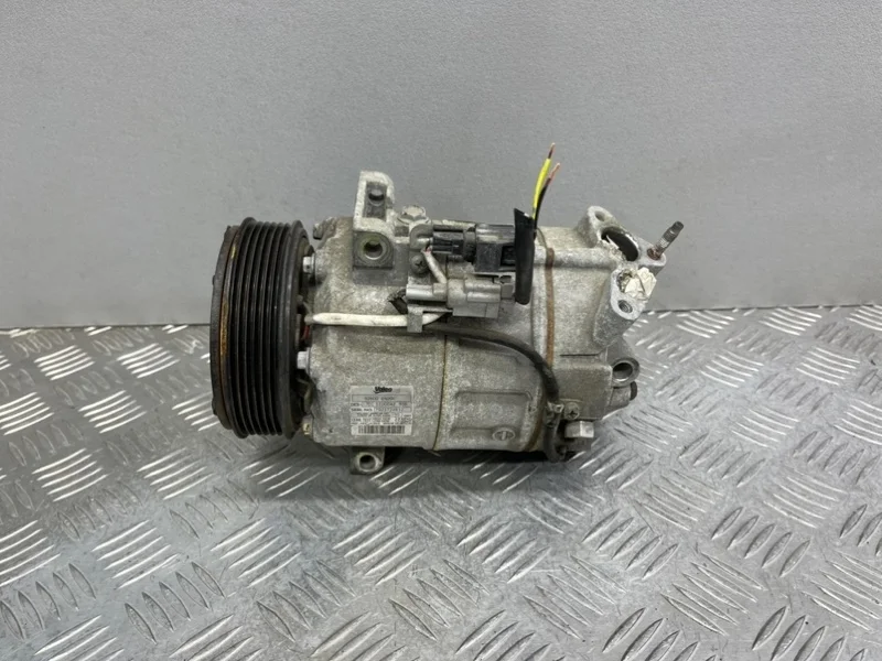 Компрессор кондиционера Nissan X-Trail T31