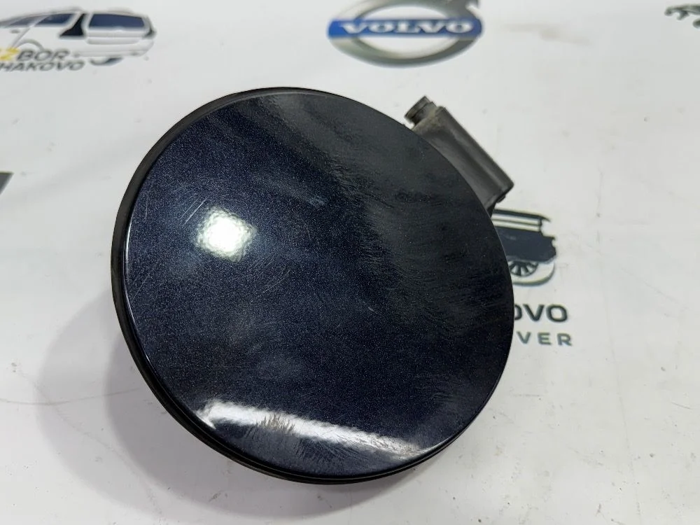 Лючок топливного бака Volvo XC60 2008-2016 P3 XC60 I (2008—2013) B5244S2 2004