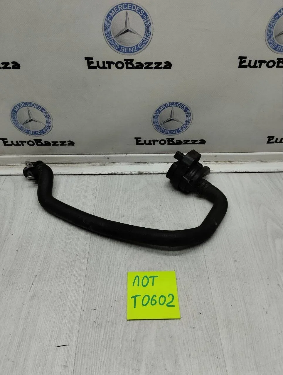 Насос охлаждающей жидкости Mercedes W211