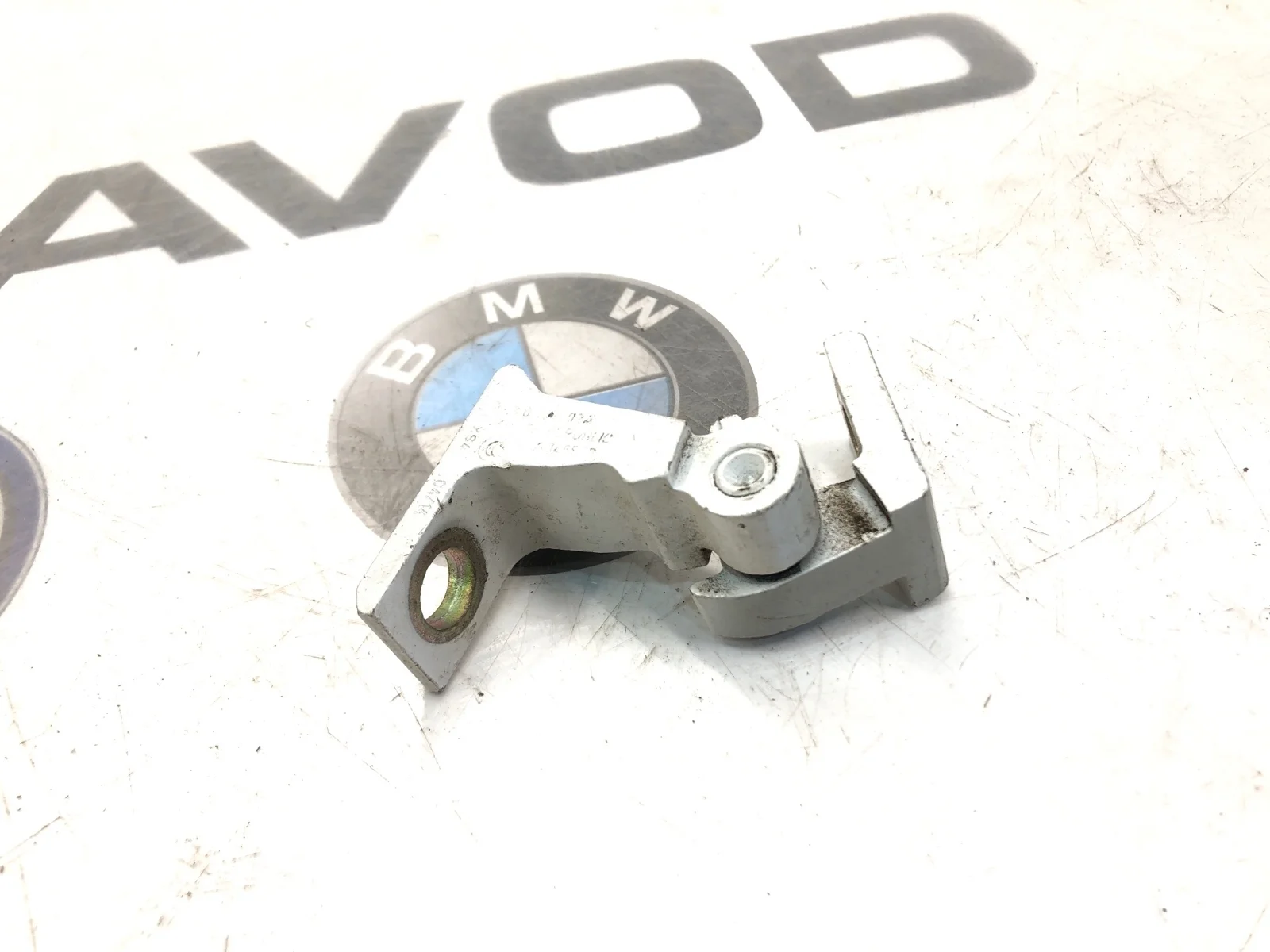 Петля двери Skoda Yeti 2014 8K0831402A 5L 2.0 CFJA, задняя правая