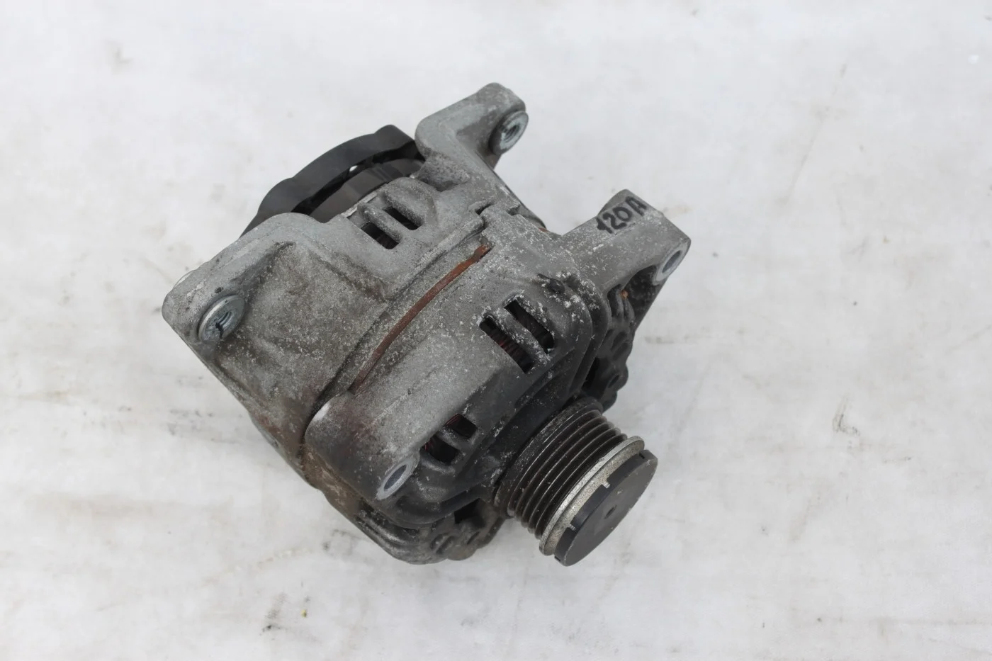 Генератор 120А 13266810 CM Opel Corsa D, Meriva B