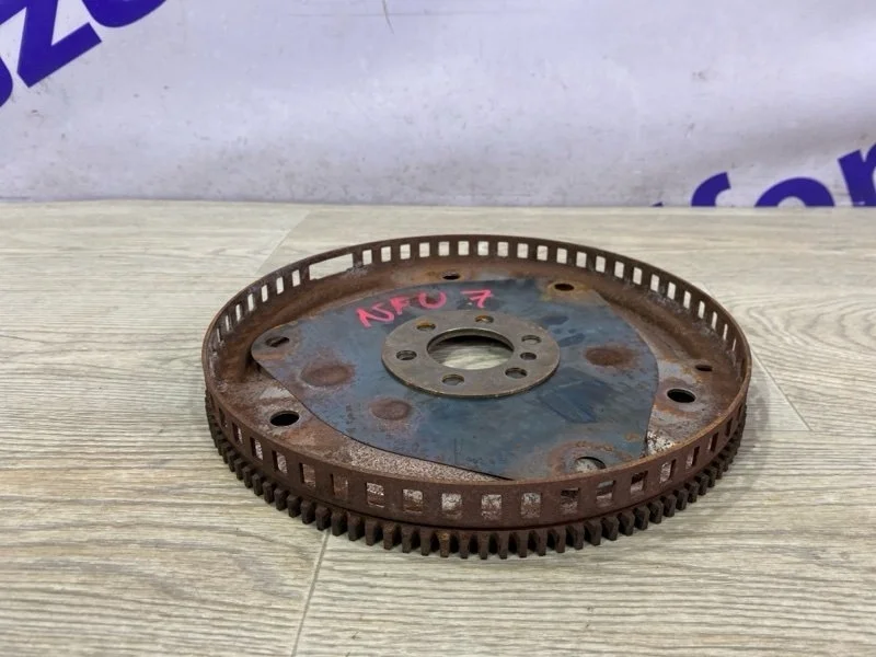 Маховик Peugeot 206 2007