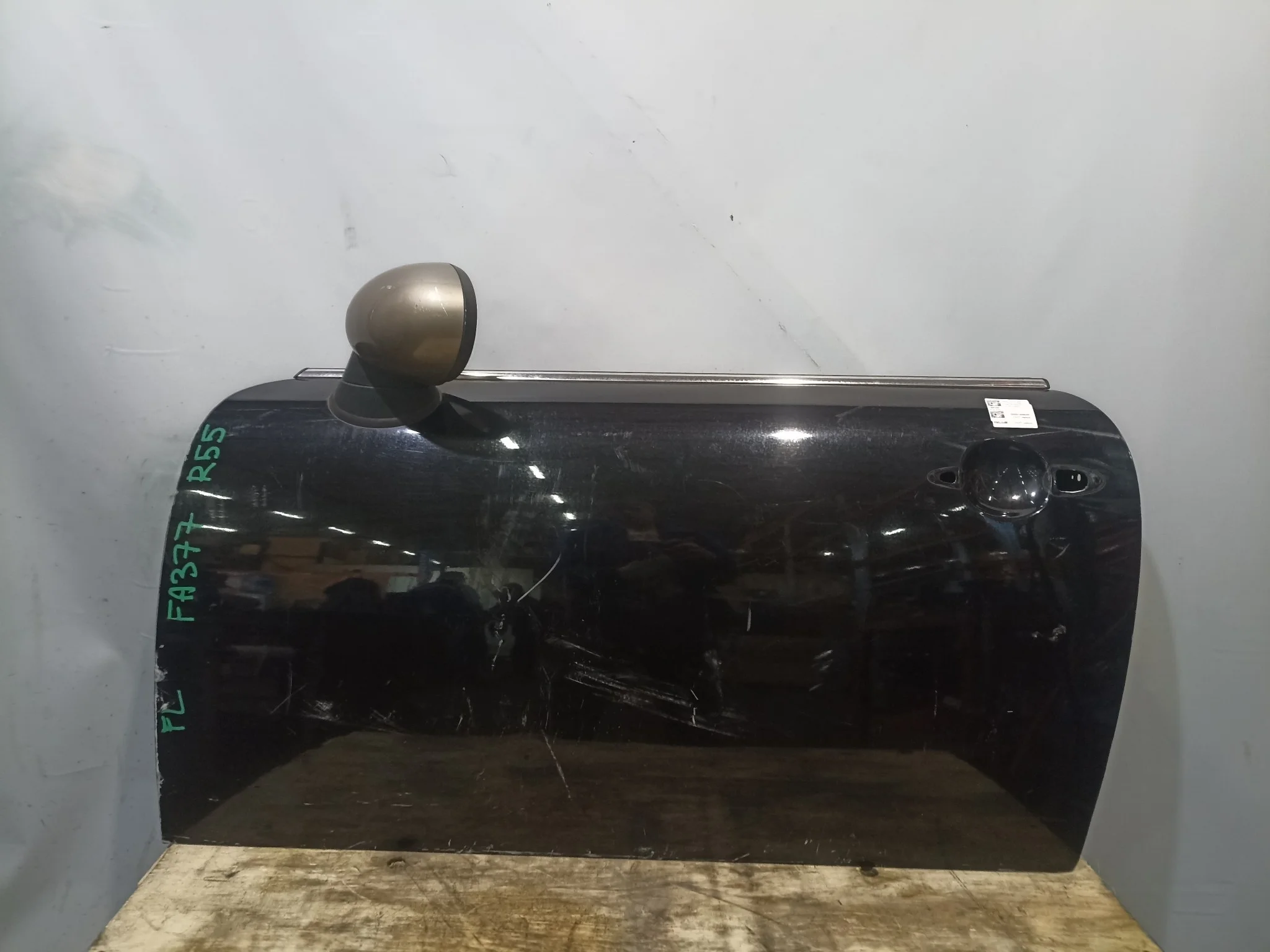 ДВЕРЬ MINI 41002755935 ПЕРЕД ЛЕВО черный FA377