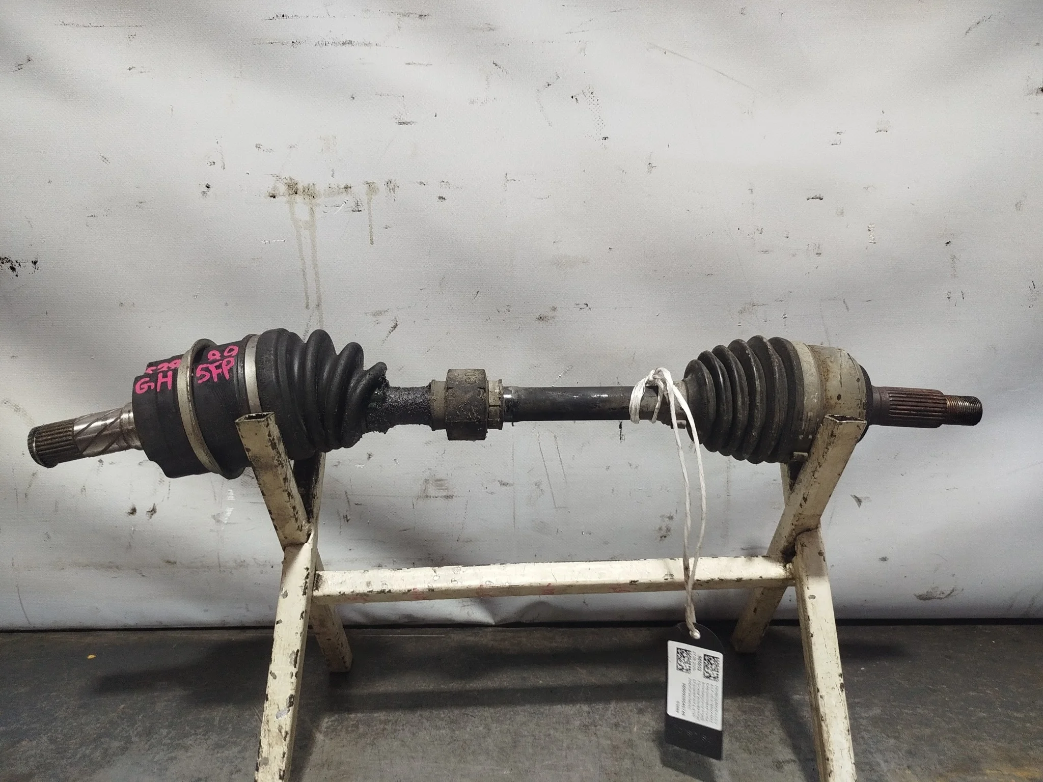 ПРИВОД MAZDA ПЕРЕД ЛЕВО GP342560XC S3889