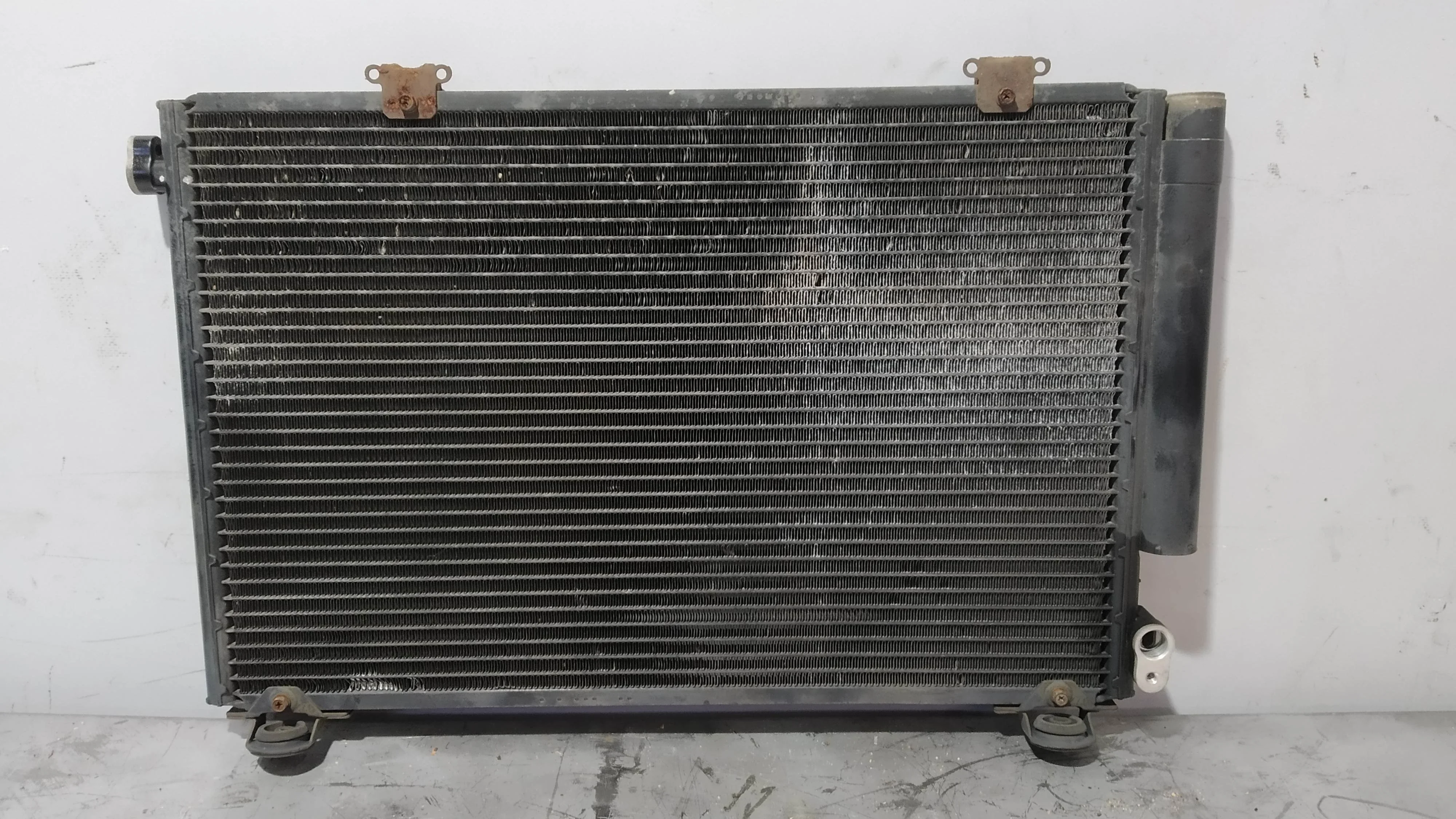 РАДИАТОР КОНДИЦИОНЕРА TOYOTA 8846052010 NA7351Z