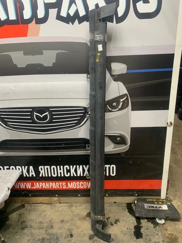 Накладка на порог Honda Cr-V 2010 71800SWWG01 3 (RE3/RE4)