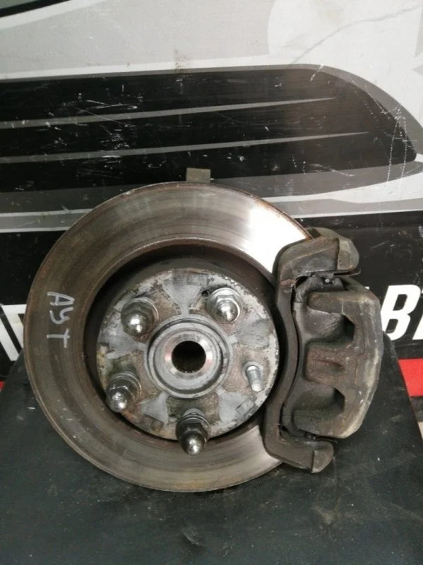 Кулак поворотный Mitsubishi Outlander 2015 3870A008 GF 2, передний правый