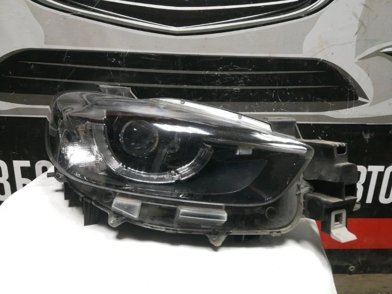 Фара Mazda CX-5 KA1F51030C, передняя правая