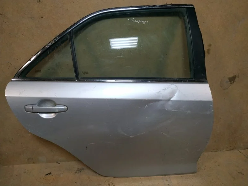 Дверь Toyota Camry 6700306160 50/55, задняя правая